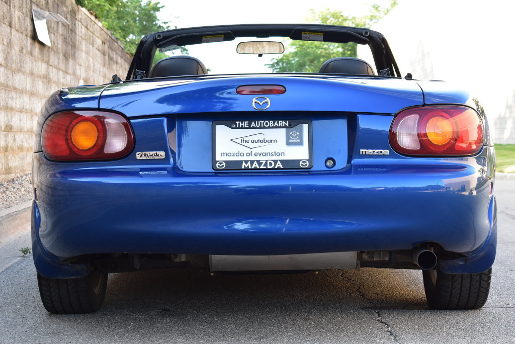 Used 1999 MAZDA MX-5 Miata 10th Anniversary Edition RWD image 56