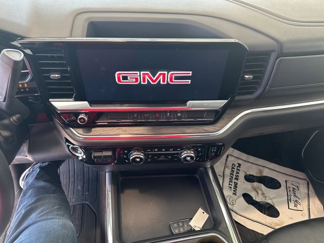 Used 2024 GMC Sierra 2500 SLT w/ SLT Convenience Package image 11