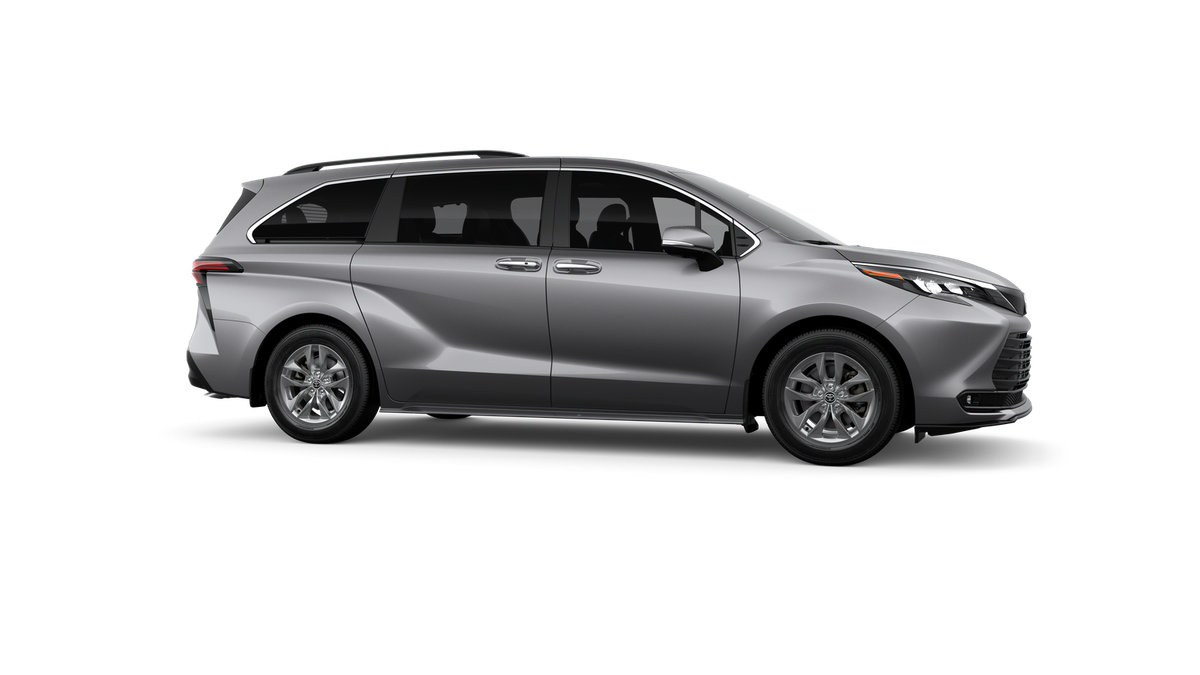 New 2026 Toyota Sienna XLE AWD/4WD image 13