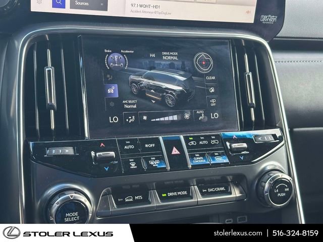 Used 2023 Lexus LX 600 4WD w/ Appearance Package image 30