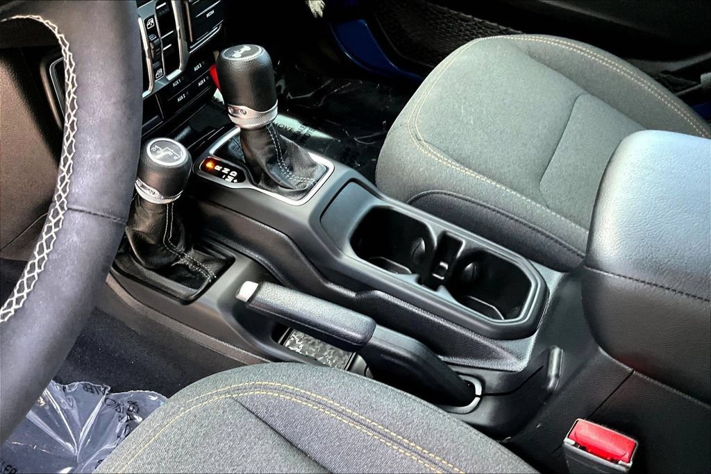 Used 2025 Jeep Wrangler Unlimited Sport AWD/4WD image 20
