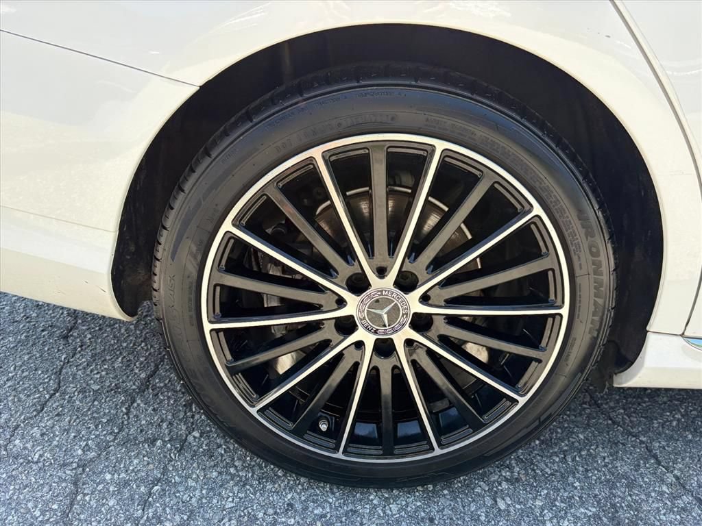Used 2019 Mercedes-Benz C 300 Sedan image 26