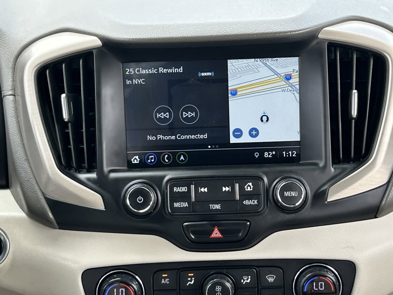 Used 2018 GMC Terrain Denali w/ Advanced Safety Package image 21