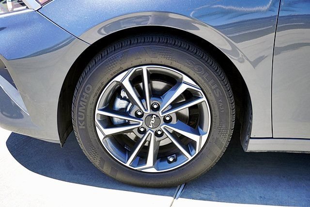 Used 2024 Kia Forte LXS FWD image 14