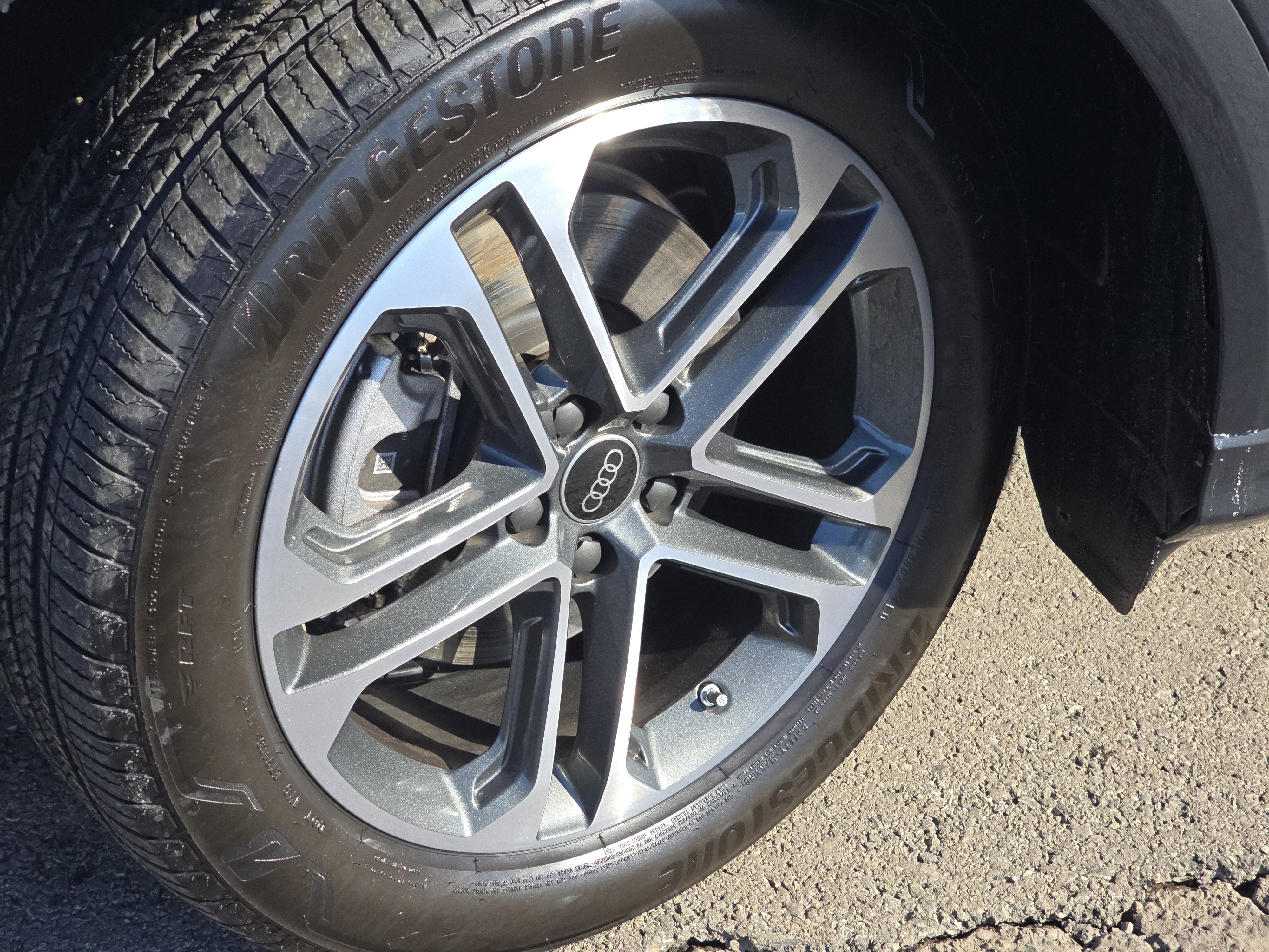 Certified 2025 Audi Q5 Premium w/ Convenience Package image 16