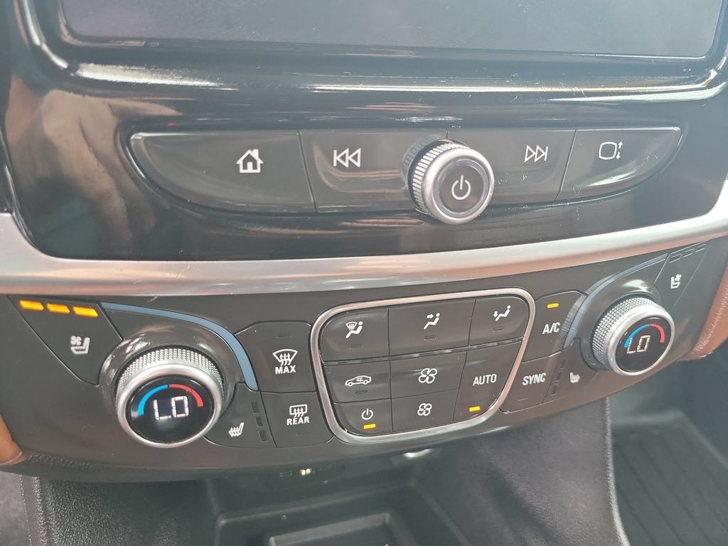 Used 2019 Chevrolet Traverse High Country w/ LPO, Floor Liner Package AWD/4WD image 22