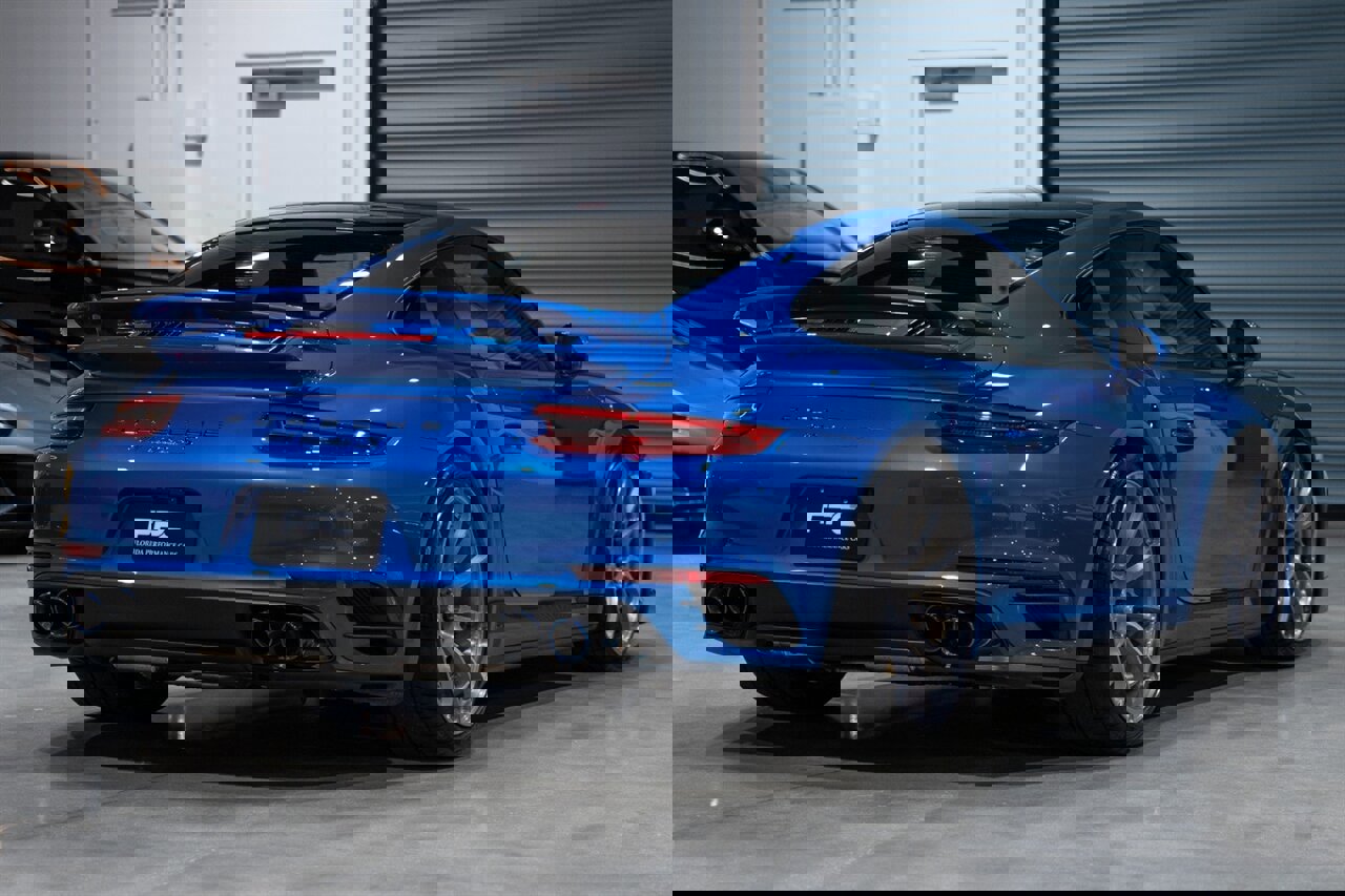 Used 2017 Porsche 911 Turbo S image 15