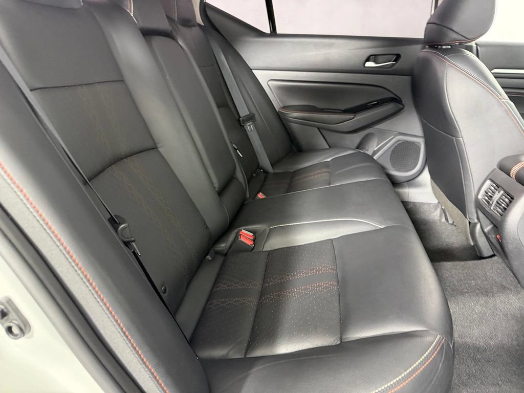 Used 2023 Nissan Altima 2.0 SR FWD image 31