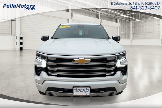 Used 2024 Chevrolet Silverado 1500 High Country w/ Technology Package image 7