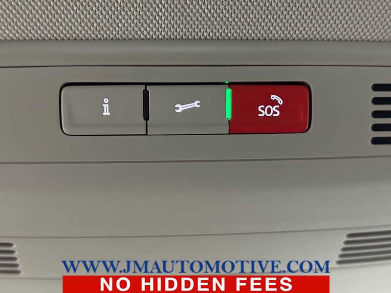 Used 2024 Volkswagen Jetta SE FWD image 34