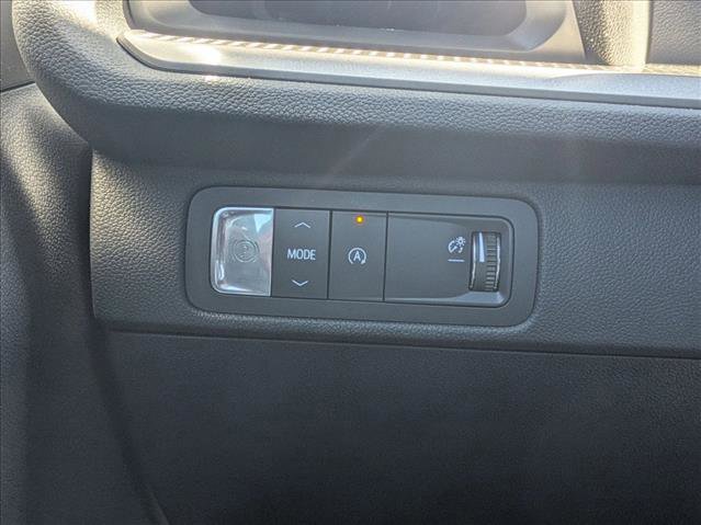 New 2026 Chevrolet Traverse LT image 16