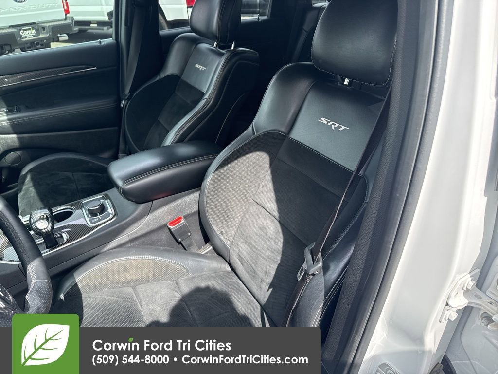 Used 2014 Jeep Grand Cherokee SRT8 w/ Luxury Group II AWD/4WD image 6