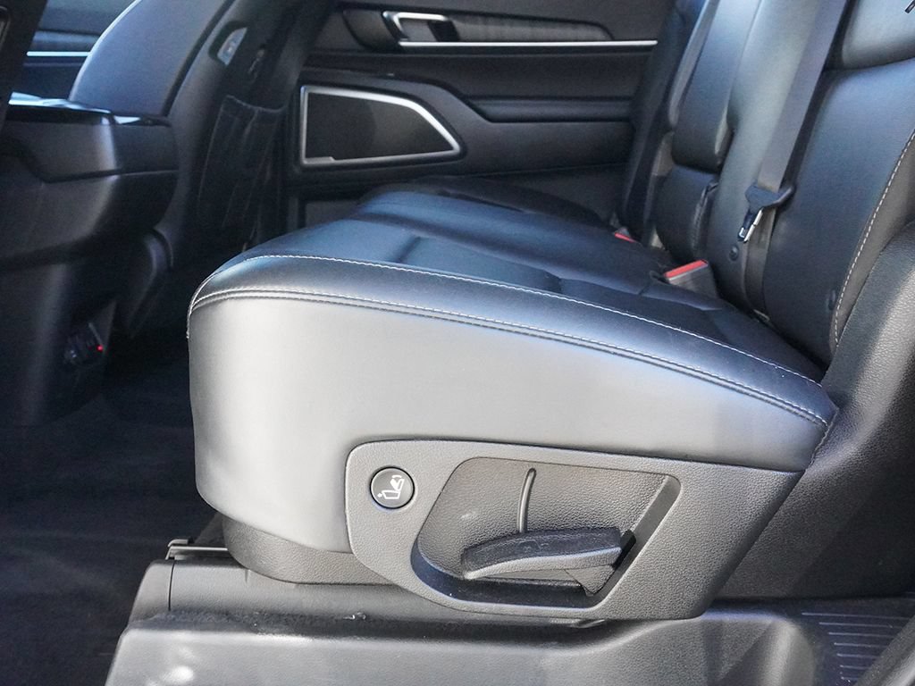 Used 2024 Kia Telluride EX X-Line AWD/4WD image 35