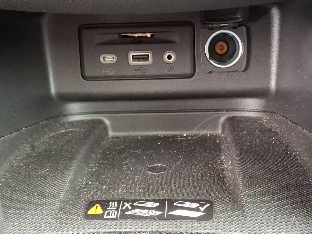 Used 2024 Chevrolet Equinox Premier AWD/4WD image 31