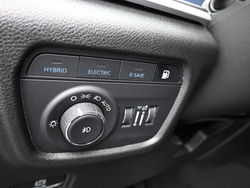 Used 2022 Jeep Grand Cherokee Limited 4xe image 21