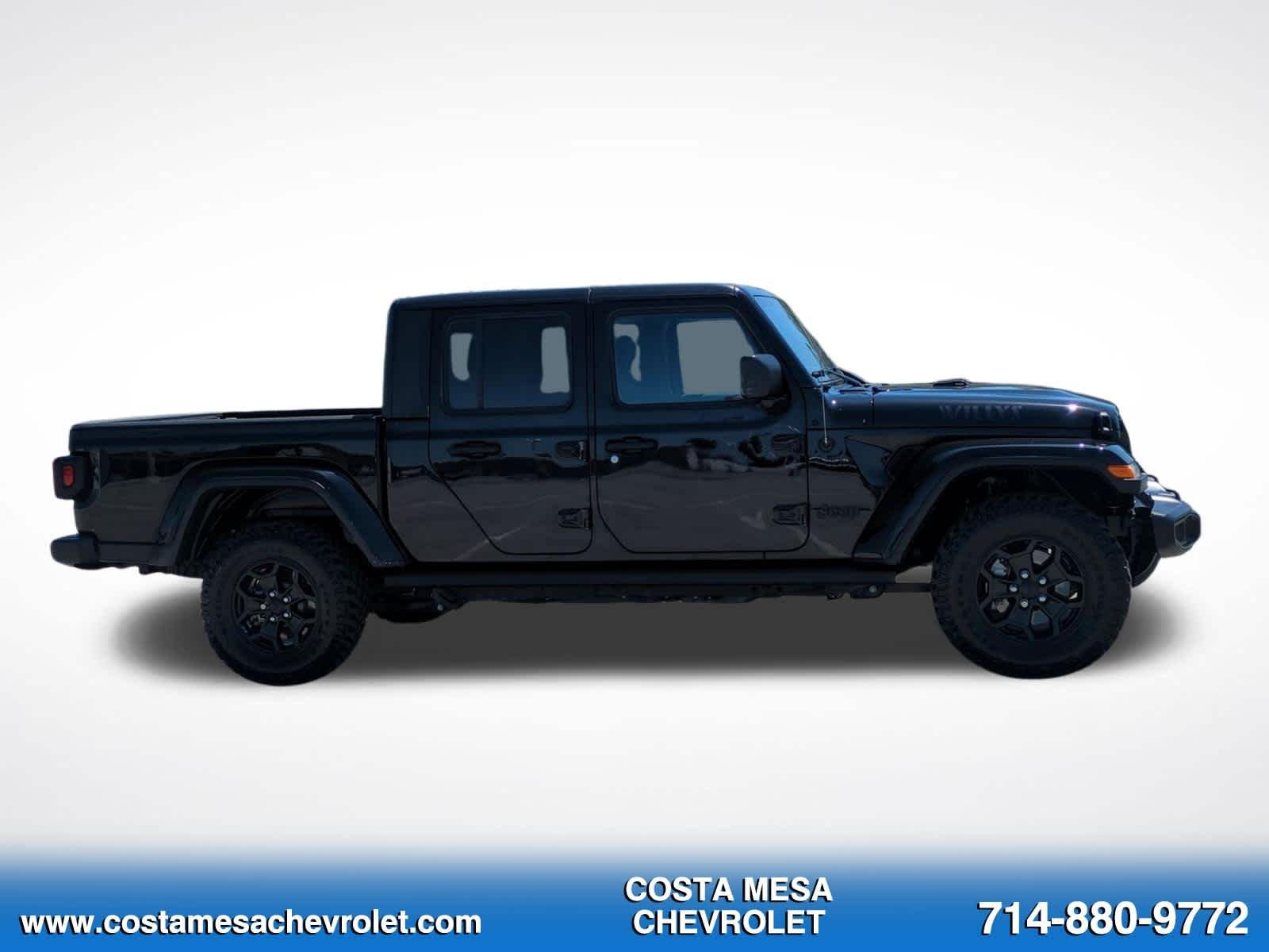 Used 2021 Jeep Gladiator Sport AWD/4WD image 4
