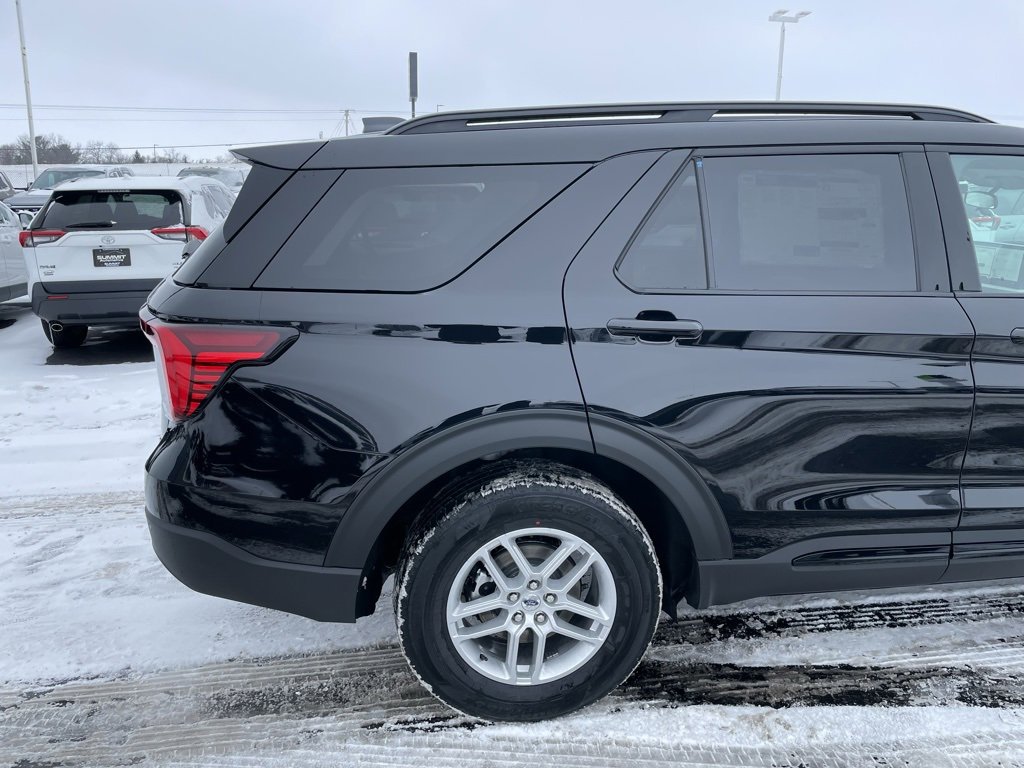 New 2026 Ford Explorer Active image 32