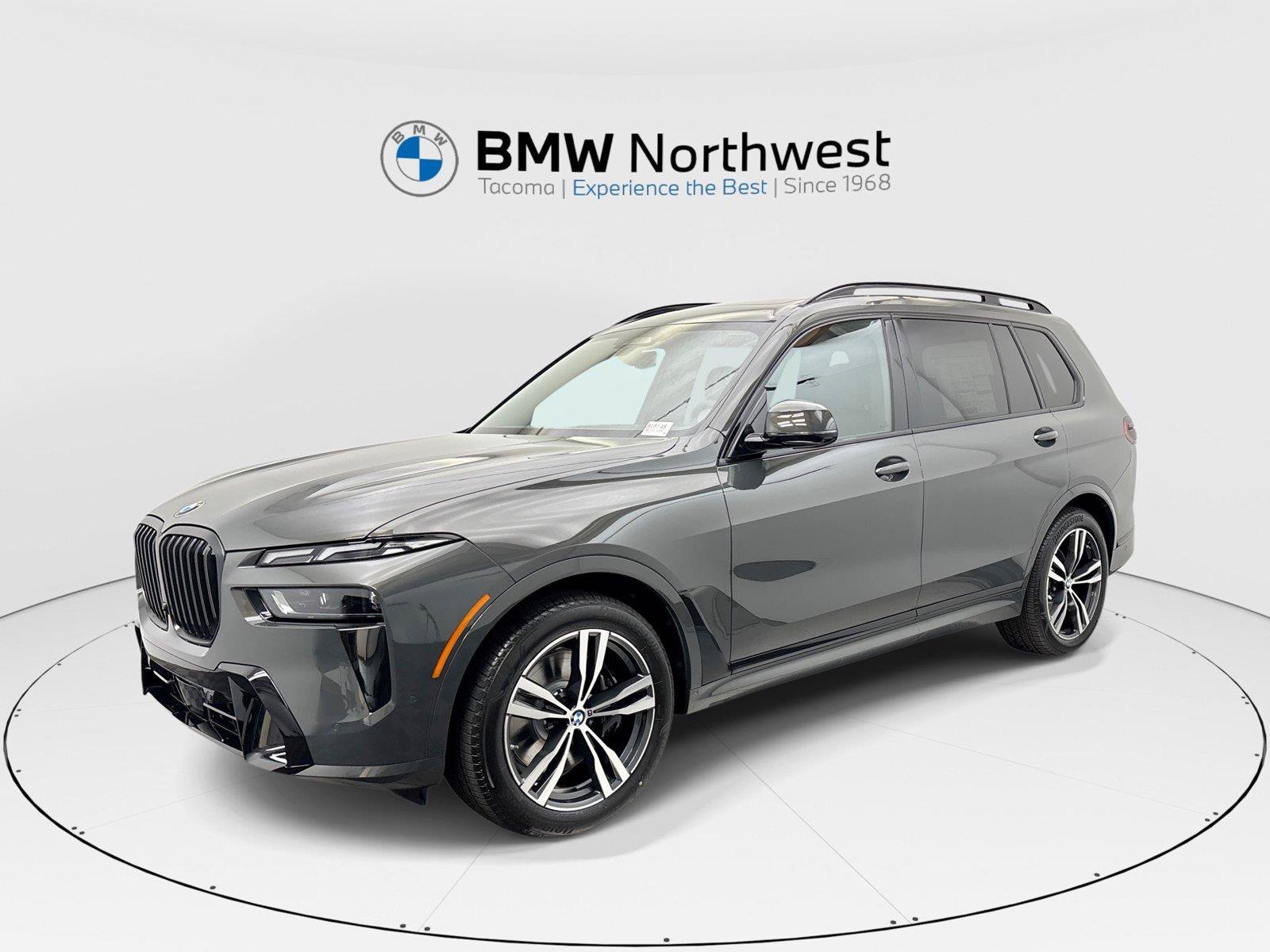 New 2027 BMW X7 xDrive40i w/ M Sport Package AWD/4WD image 1