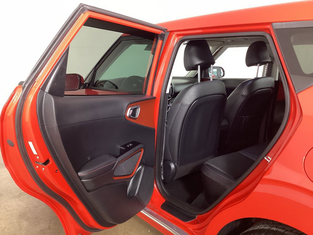 Used 2024 Kia Soul GT-Line w/ GT-Line Technology Package FWD image 26