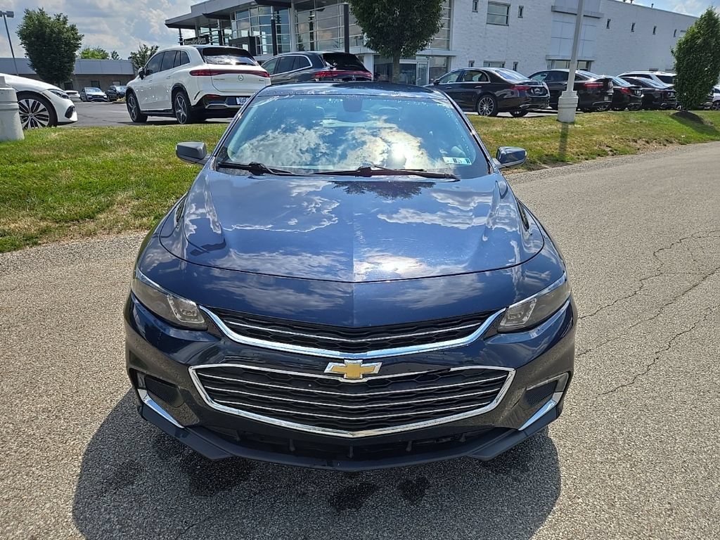 Used 2017 Chevrolet Malibu LT FWD image 12