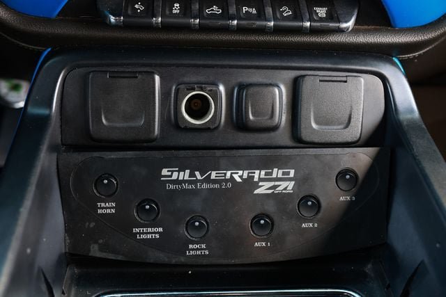 Used 2015 Chevrolet Silverado 2500 LTZ w/ Duramax Plus Package AWD/4WD image 42