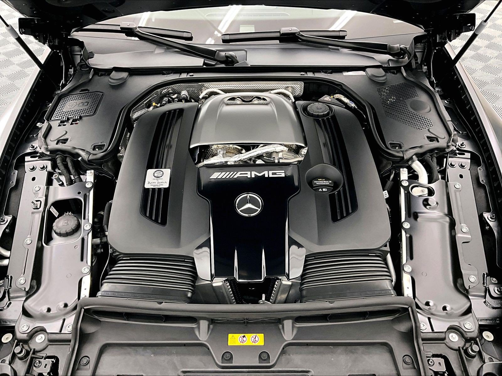 New 2027 Mercedes-Benz SL 55 AMG 4MATIC image 9