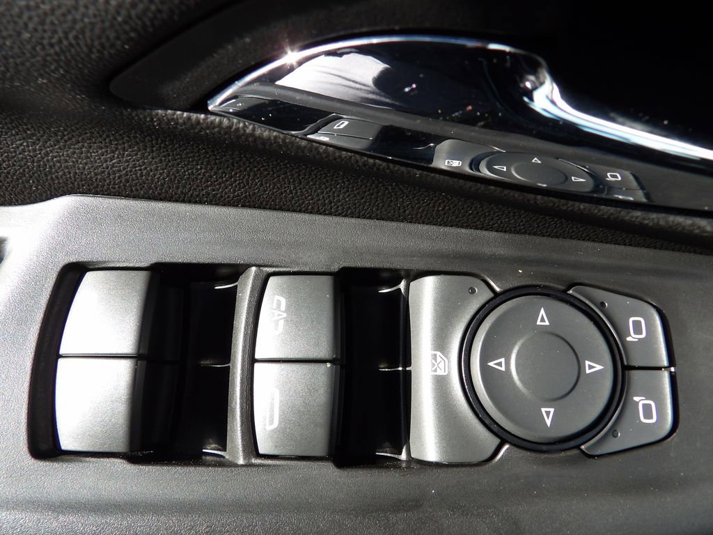 Used 2023 Chevrolet Bolt LT w/ Infotainment Package image 16