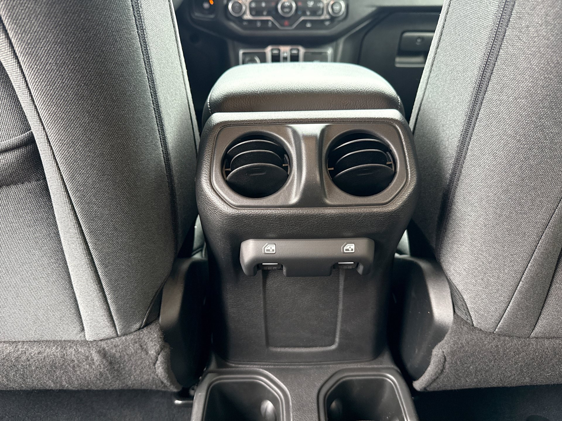 Used 2024 Jeep Wrangler Unlimited Sport AWD/4WD image 27