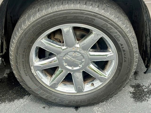 Used 2011 GMC Yukon XL SLT RWD image 26