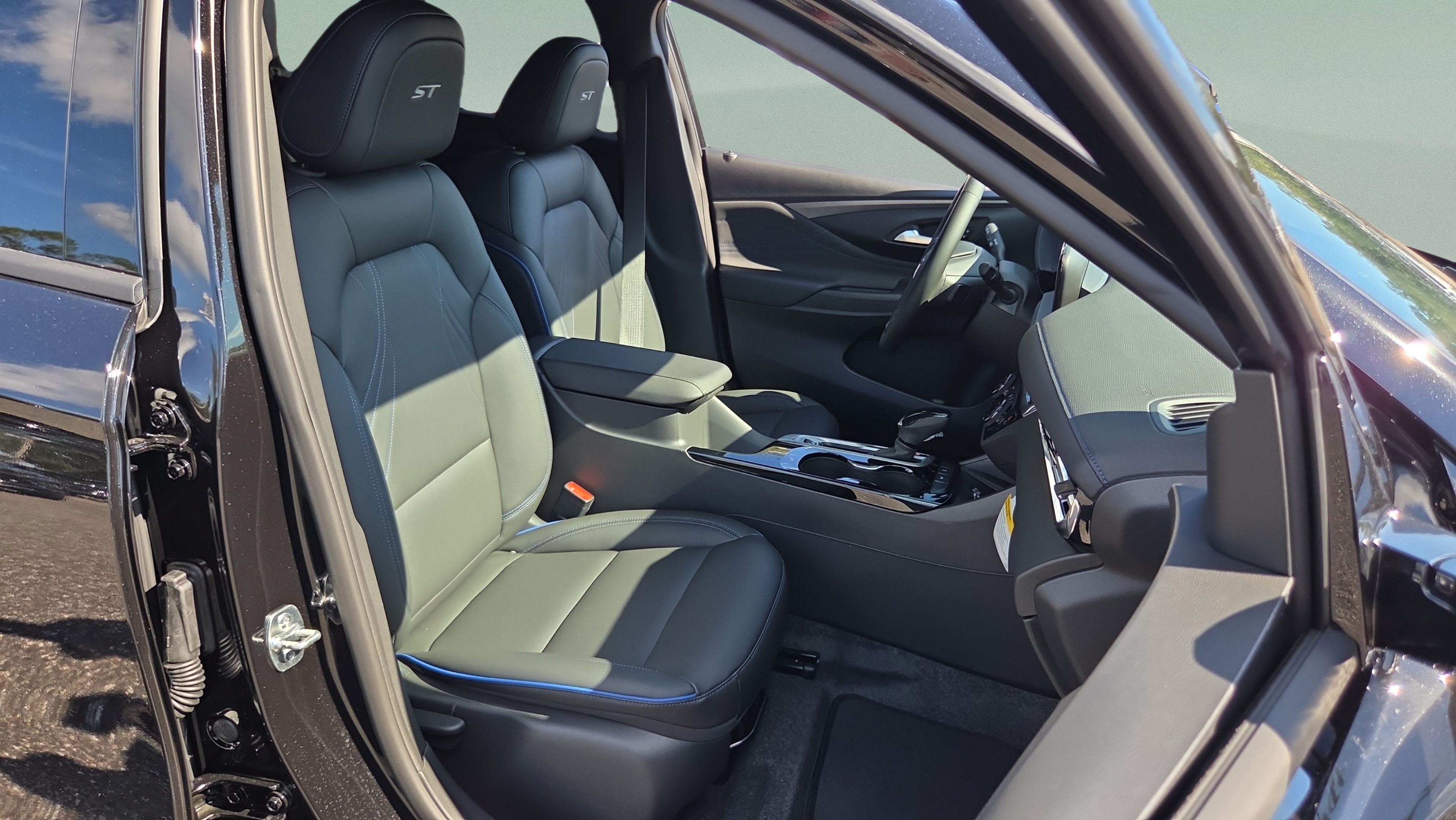 New 2026 Buick Envista Sport Touring w/ Convenience I Package FWD image 15