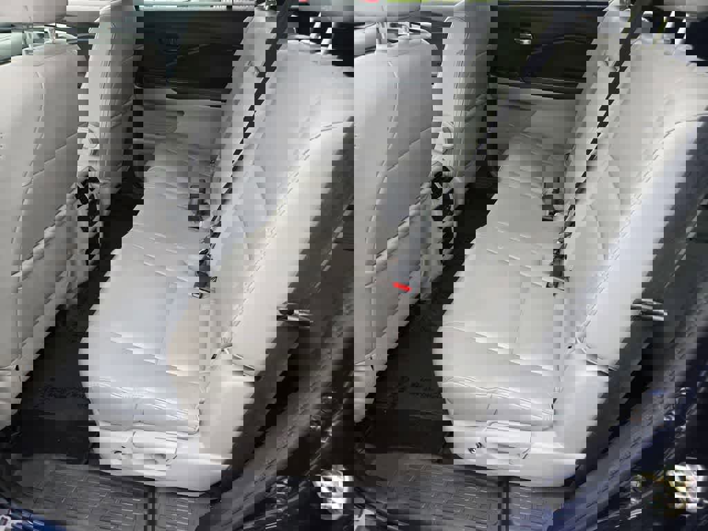 Used 2017 Honda Pilot EX-L image 12