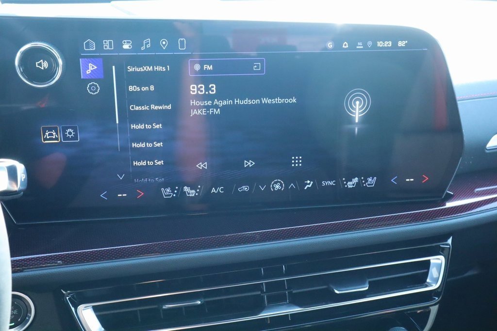 New 2026 Chevrolet Traverse RS image 5