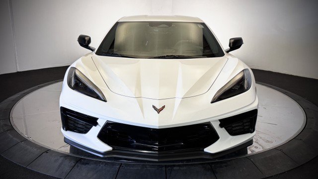 Used 2024 Chevrolet Corvette Stingray Premium Cpe w/ Z51 Performance Package RWD image 20