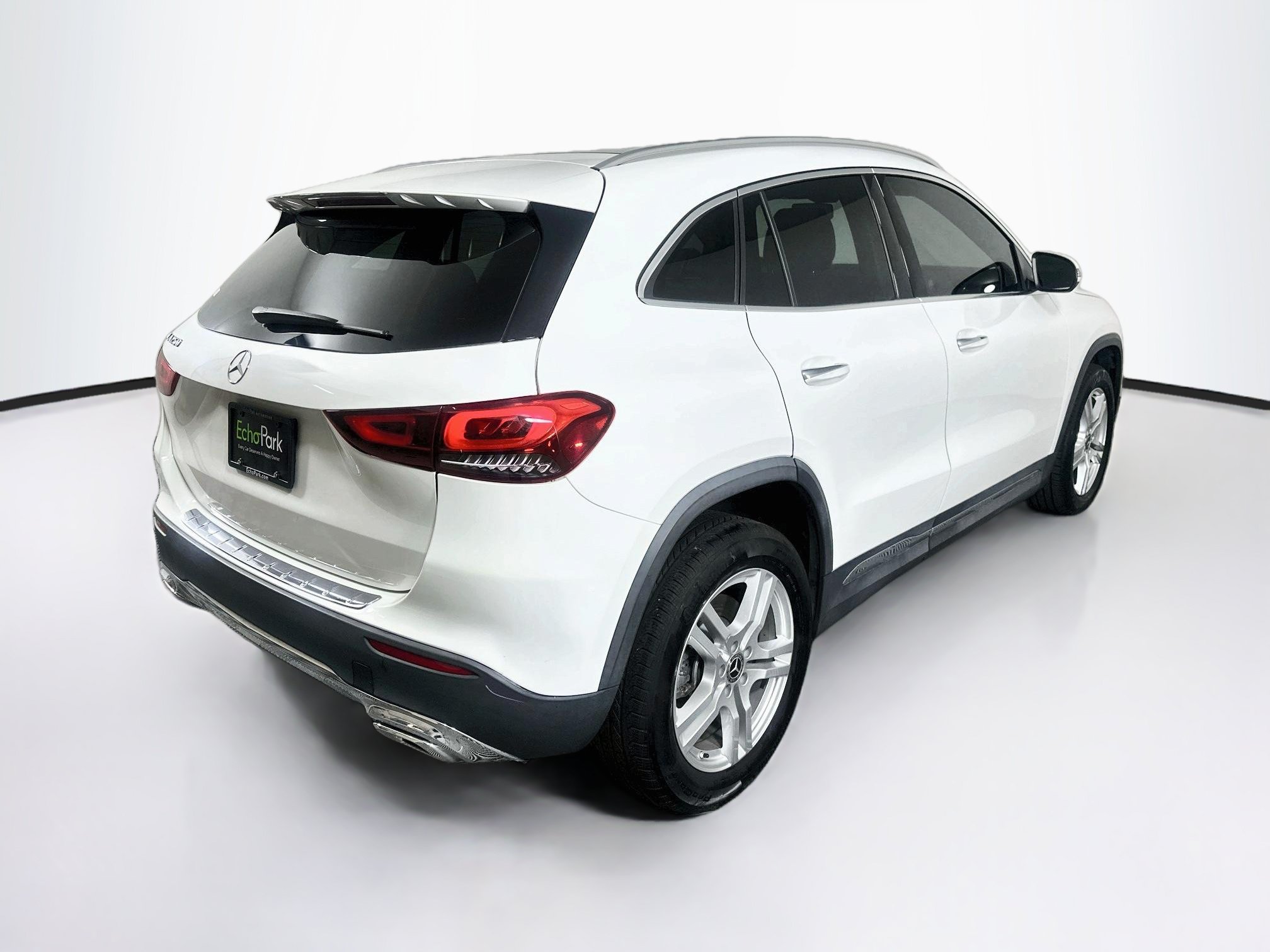 Used 2023 Mercedes-Benz GLA 250 w/ Premium Package image 9