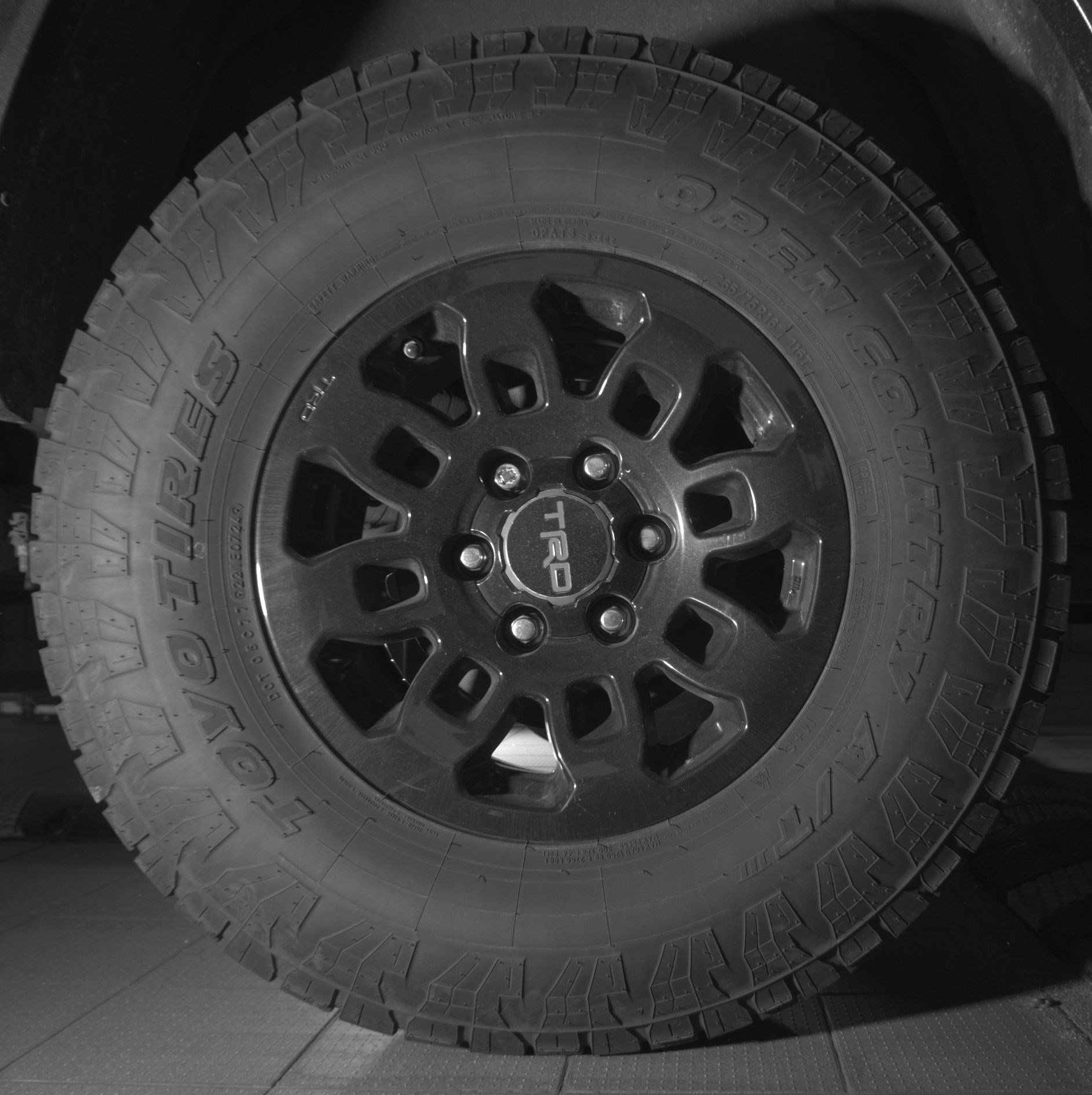 Used 2021 Toyota Tacoma SR5 RWD image 13