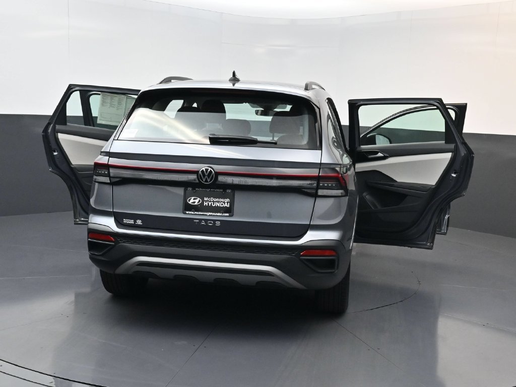 Used 2025 Volkswagen Taos S FWD image 29
