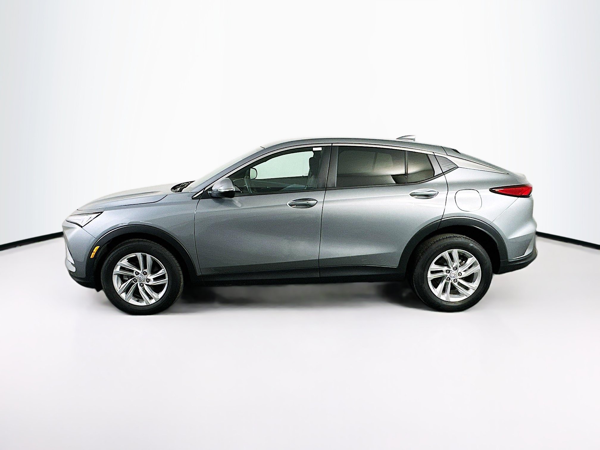 Used 2024 Buick Envista Preferred w/ Convenience I Package FWD image 4