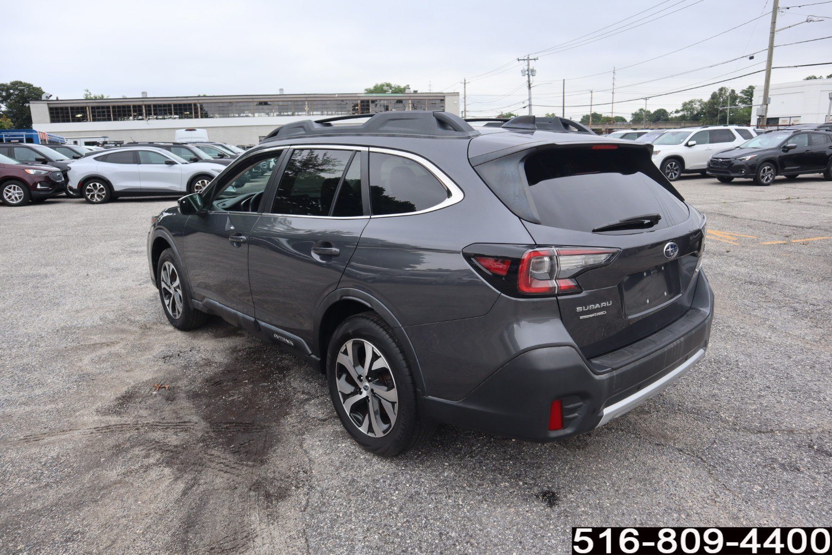 Used 2020 Subaru Outback Limited AWD/4WD image 8