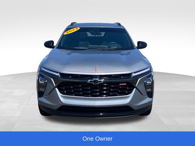 Certified 2024 Chevrolet Trax RS w/ Sunroof Package FWD video 2