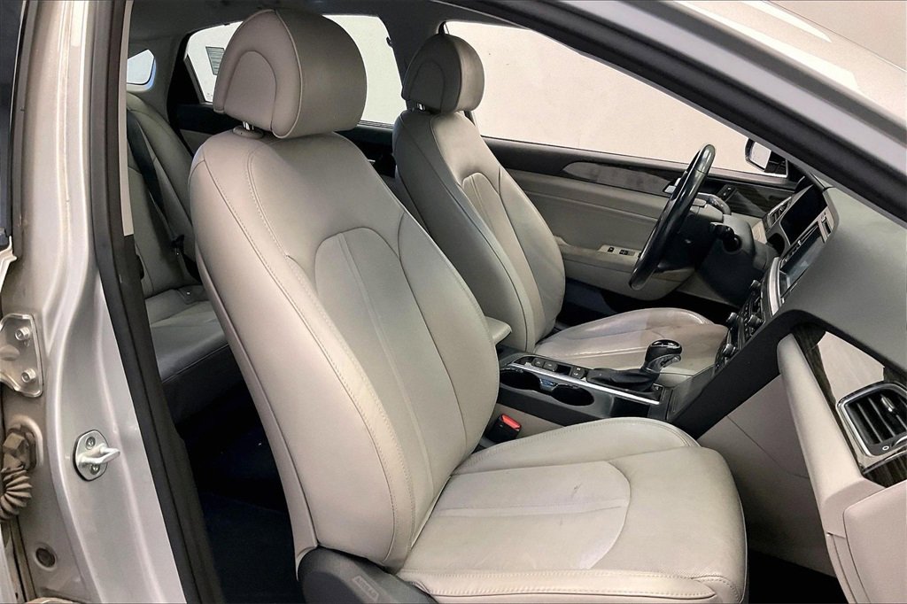 Used 2015 Hyundai Sonata Limited w/ Option Group 06 image 5