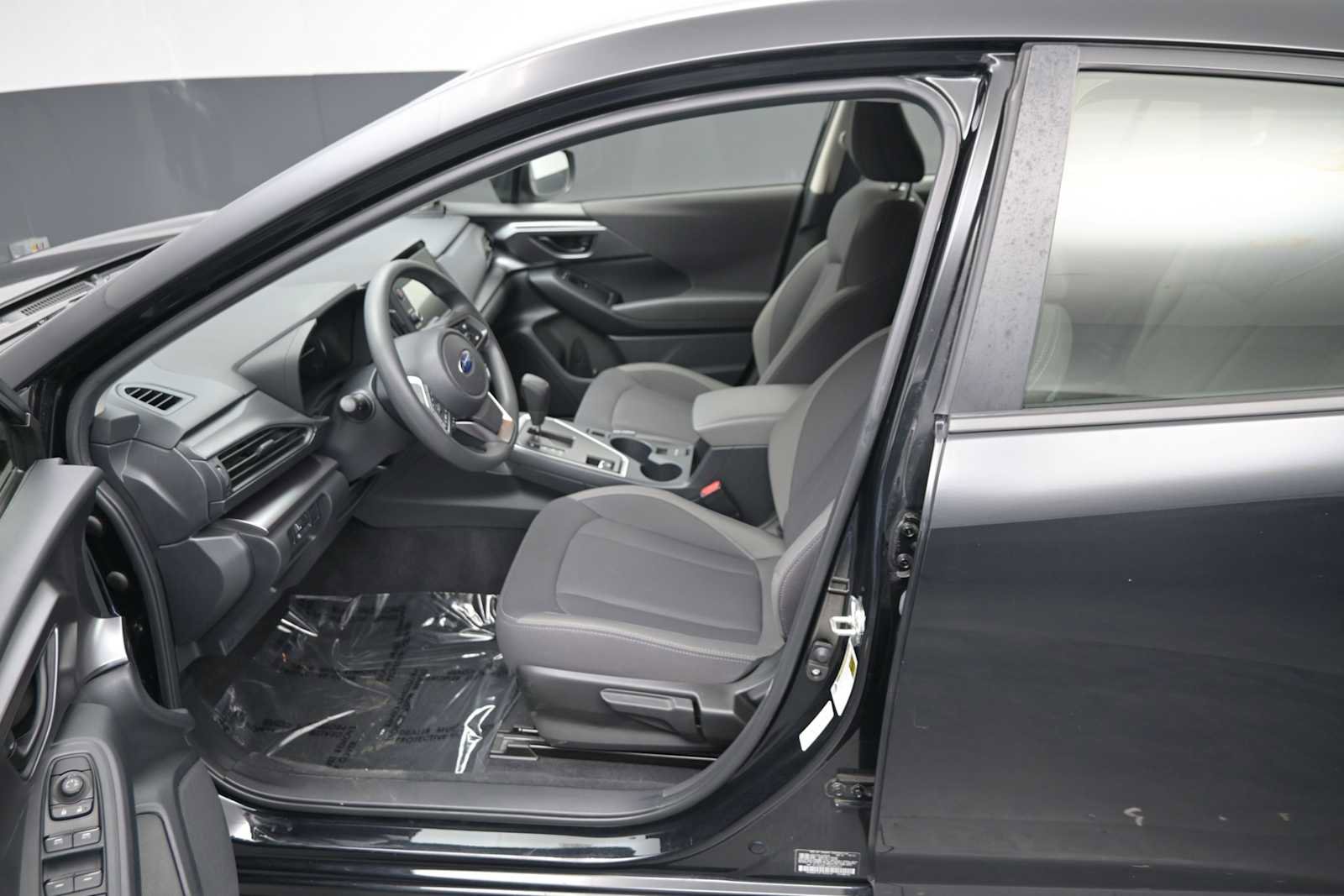 Used 2024 Subaru Impreza 2.0i AWD/4WD image 5