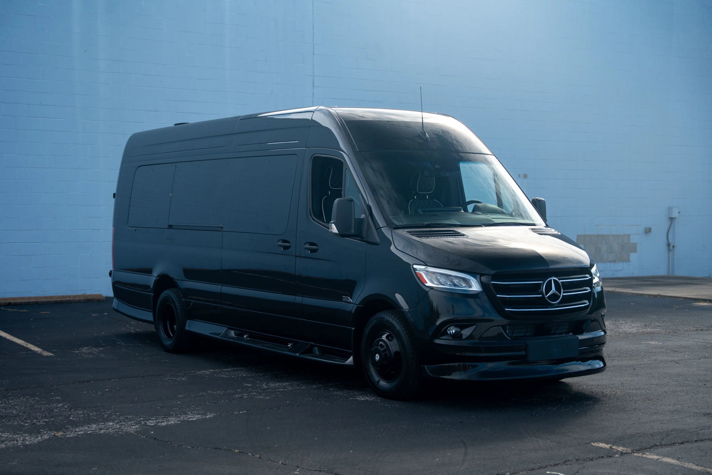 Used 2024 Mercedes-Benz Sprinter 3500 image 9