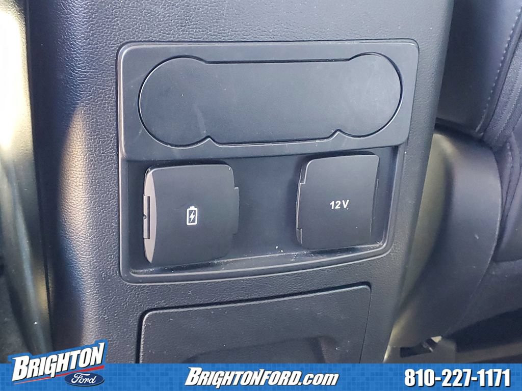 Used 2023 Ford Explorer XLT w/ Equipment Group 202A AWD/4WD image 14