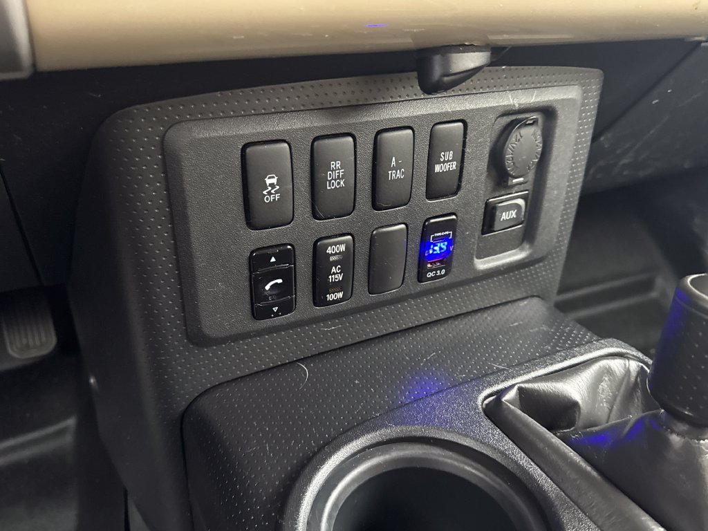 Used 2010 Toyota FJ Cruiser 4WD image 45