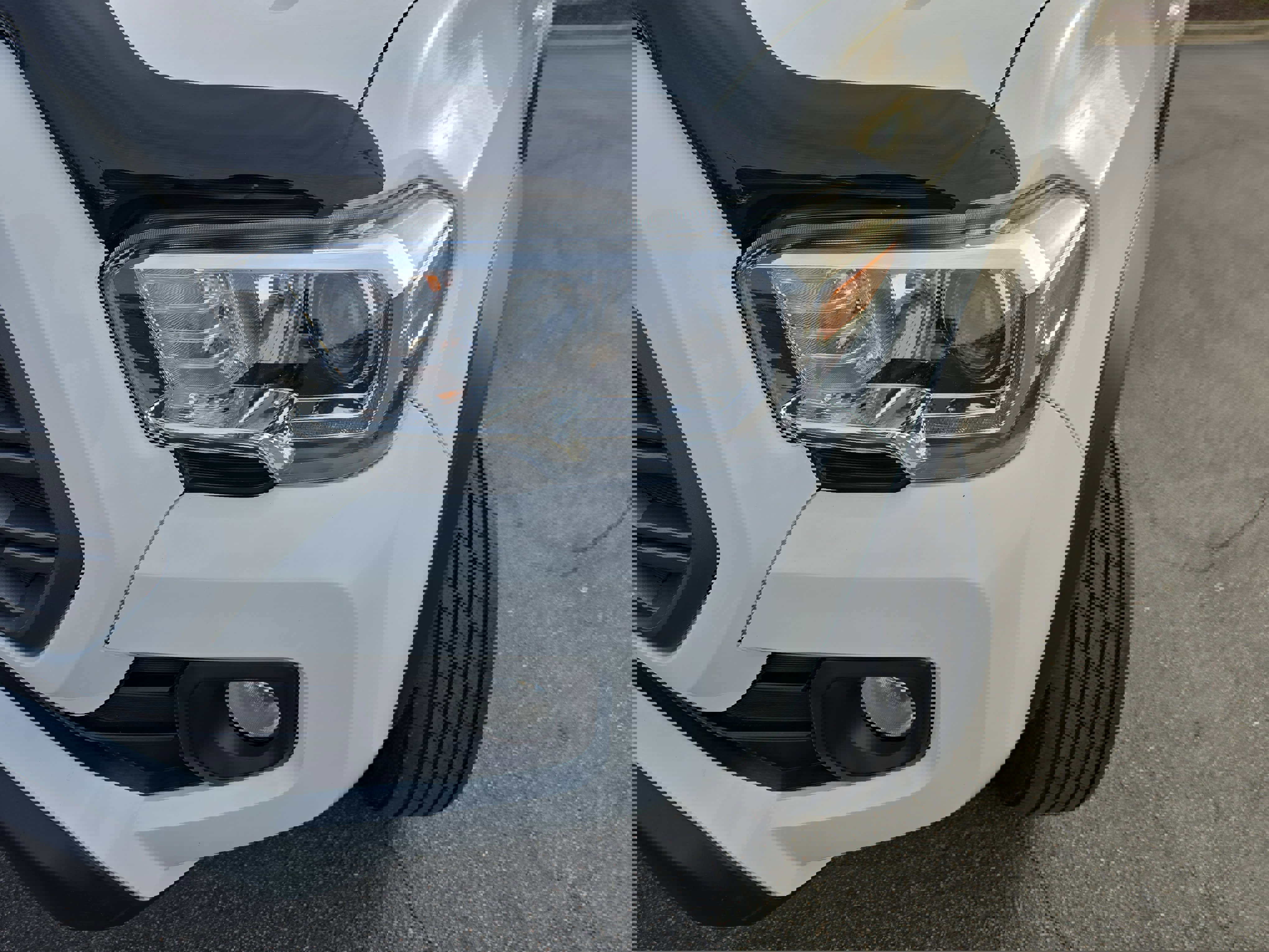 Certified 2023 Toyota Tacoma TRD Off-Road image 31