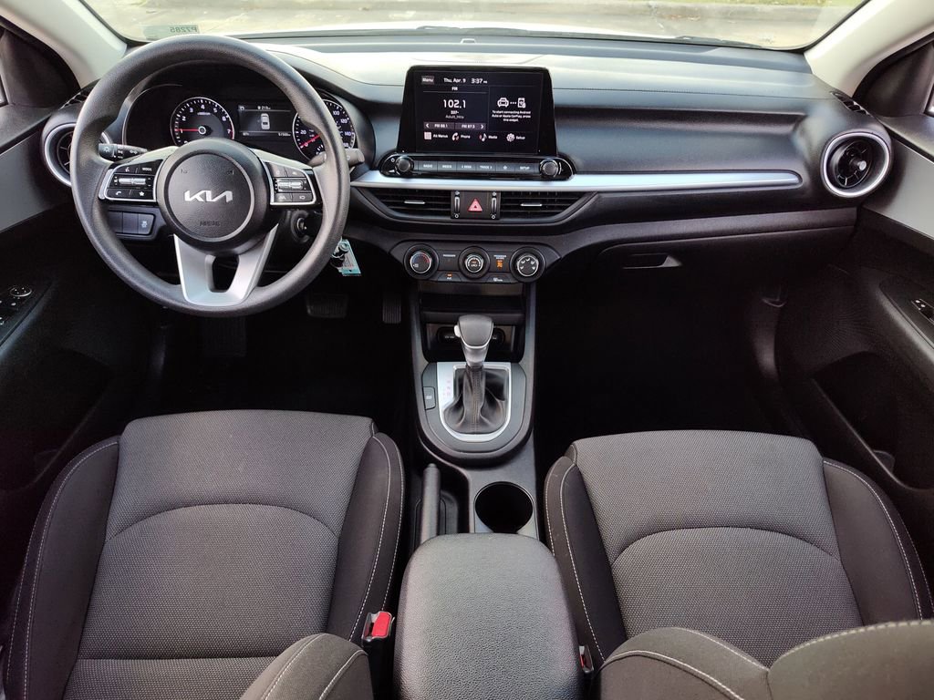 Used 2023 Kia Forte LXS image 28