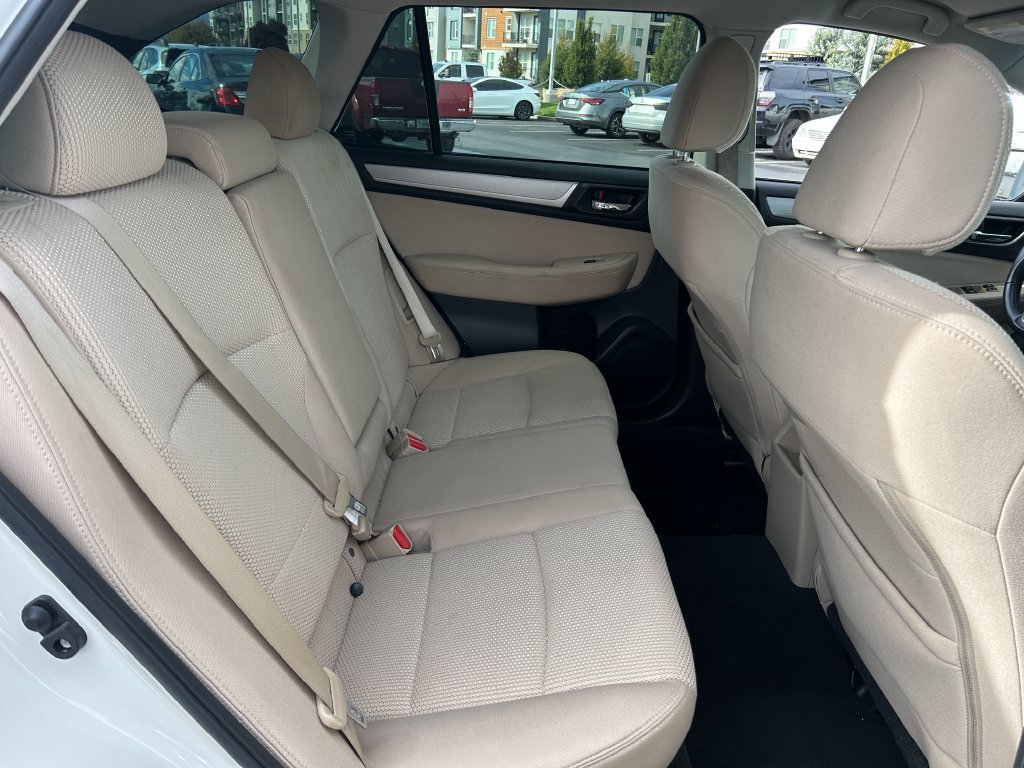 Used 2017 Subaru Outback 2.5i Premium AWD/4WD image 33