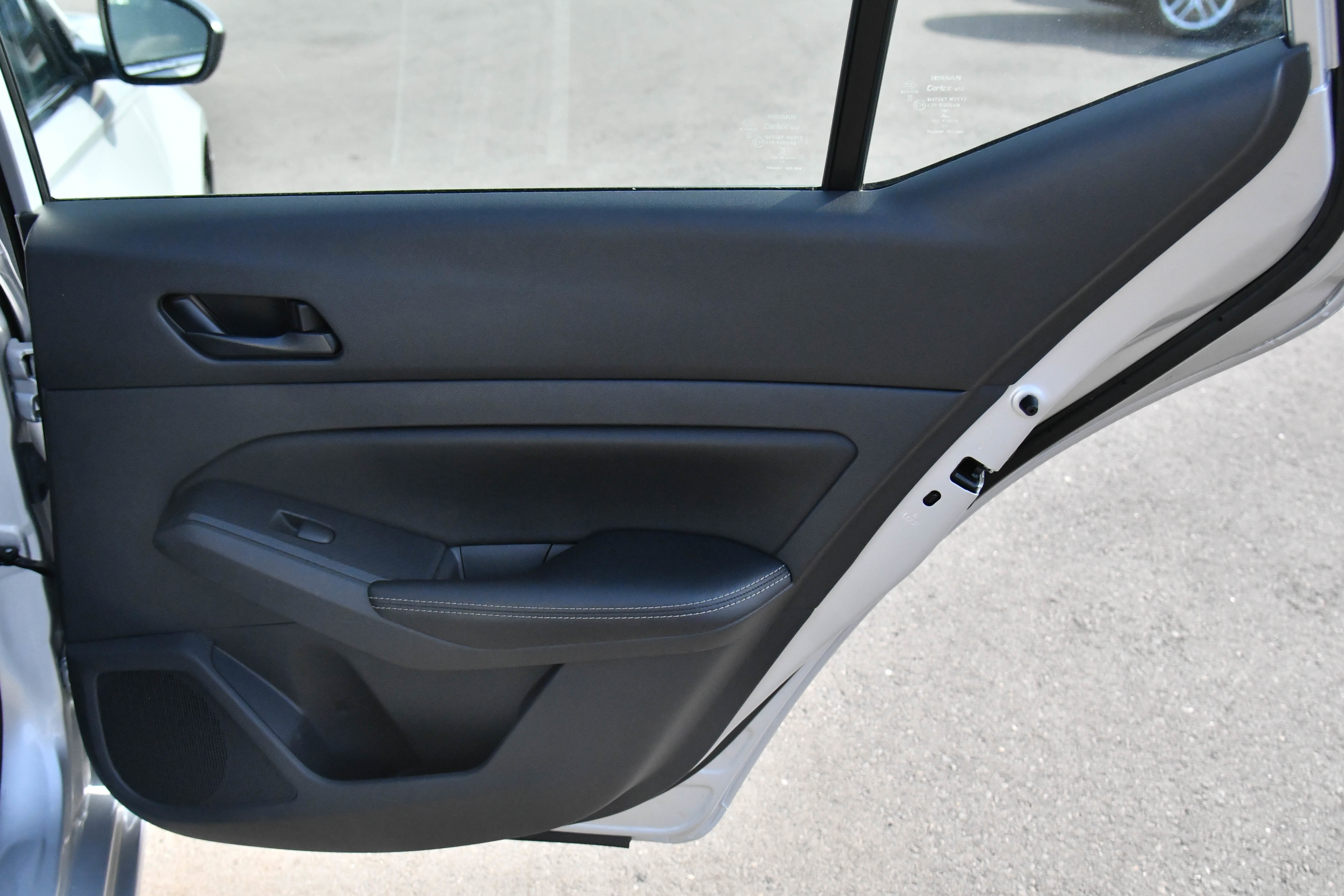 Used 2024 Nissan Altima 2.5 SV image 36