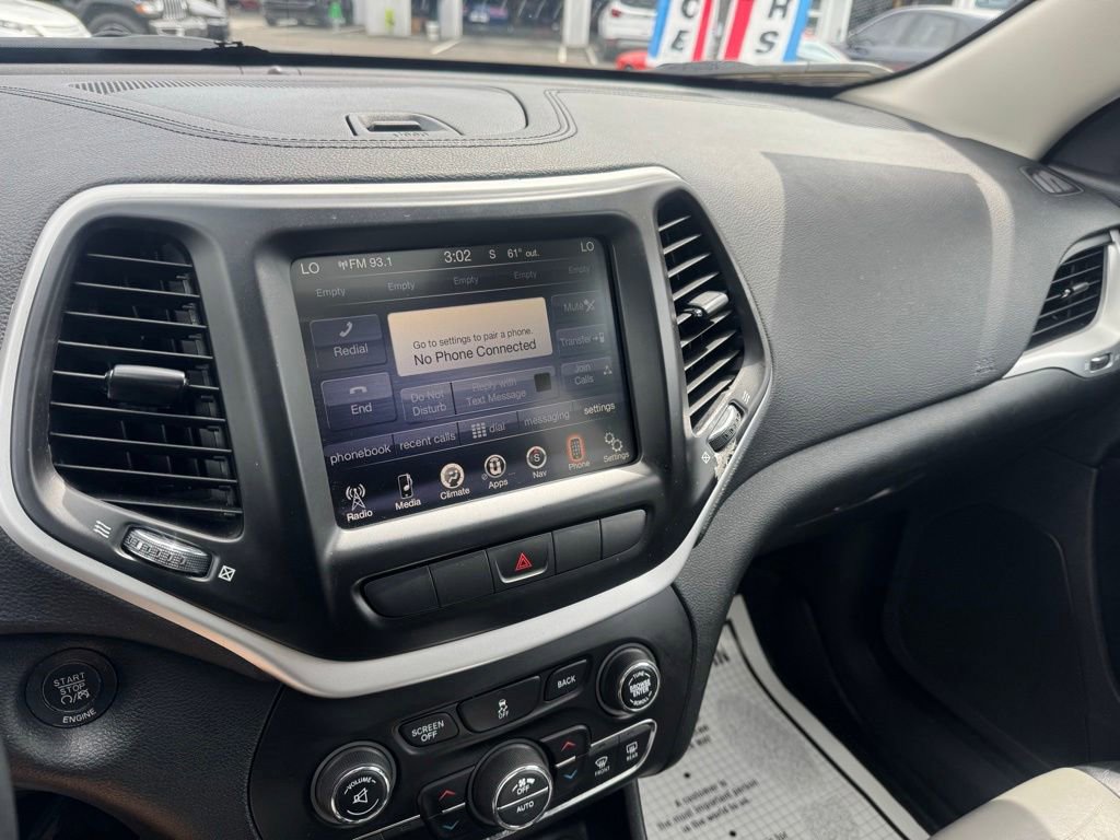 Used 2014 Jeep Cherokee Limited AWD/4WD image 36