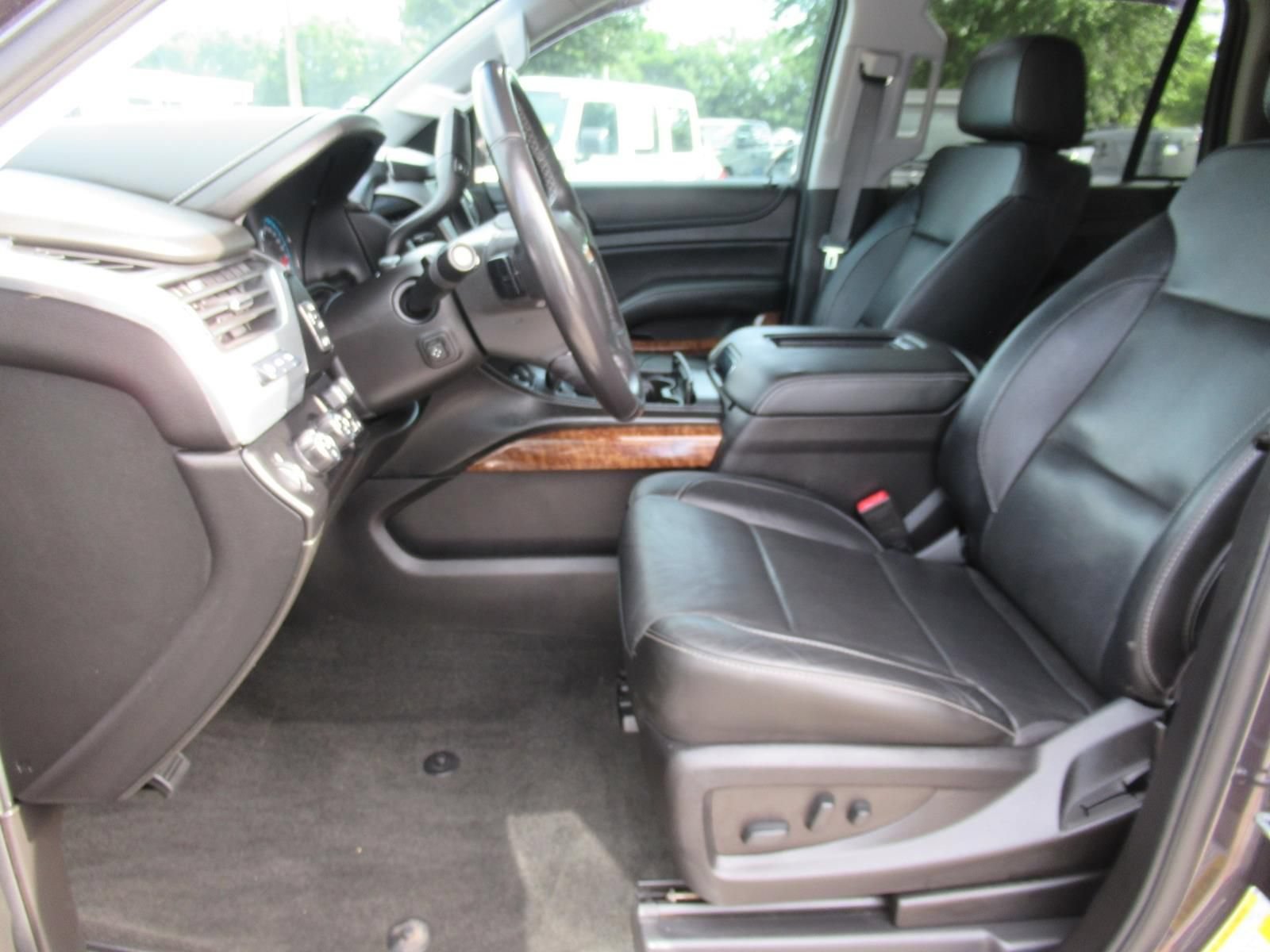 Used 2018 Chevrolet Tahoe Premier AWD/4WD image 22
